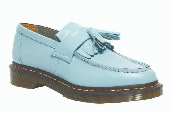 ドクターマーチン定番タッセルローファー｢エイドリアン」“爽やかブルーやカーキグリーン”の新色
