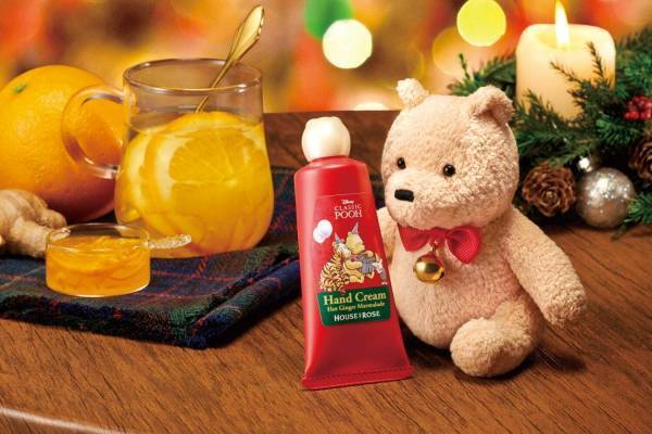 ハウス オブ ローゼ“くまのプーさん”人形付き22年クリスマスコフレ、限定ハンドクリームとセット