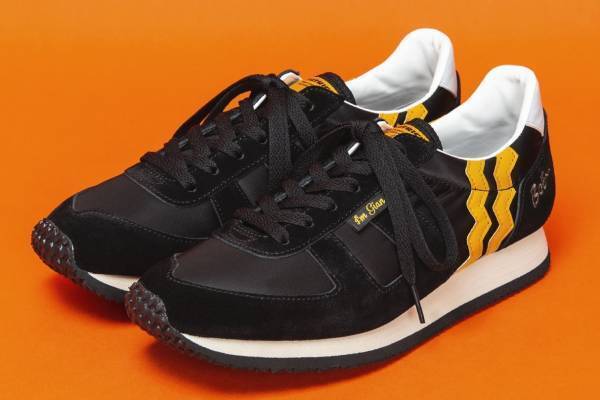 「ドラえもん」ジャイアンのスニーカーがパトリックから、“ギザギザ”ライン＆歌声の刺繍入り