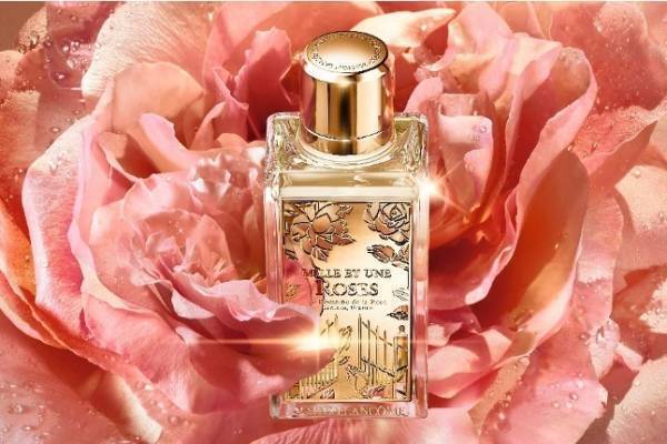 ランコム初のナチュラルフレグランス、有機ローズが花開く“草原”のような爽やかな香り