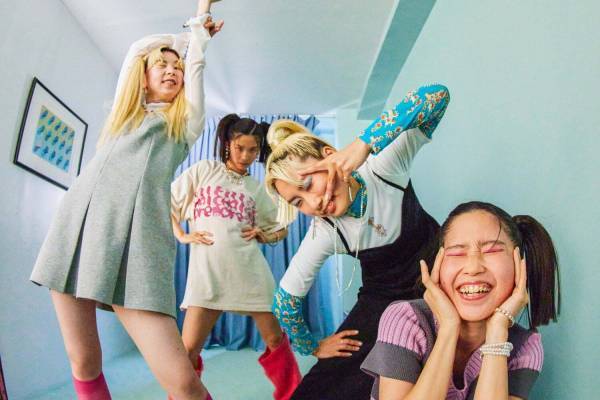 フィルモア×CHAIのコラボウェア、丸いカッティングを施した“ワガママ”ドレスなど渋谷パルコに