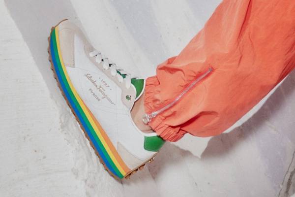 サルヴァトーレ フェラガモ新作スニーカー、レインボーソールのランニングシューズやテック系スニーカー