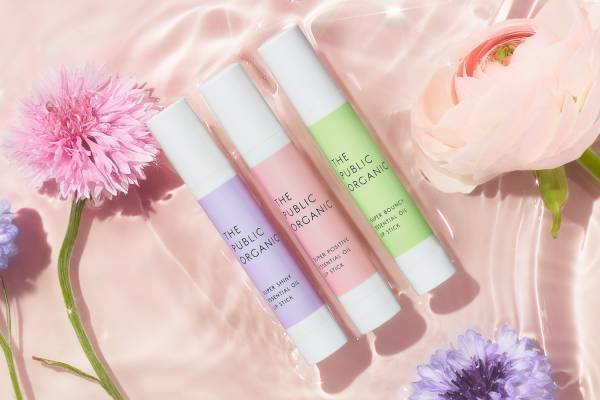 ザ パブリック オーガニック22年秋コスメ、新ぷるもち保湿リップ＆限定復刻のカラーリップスティック