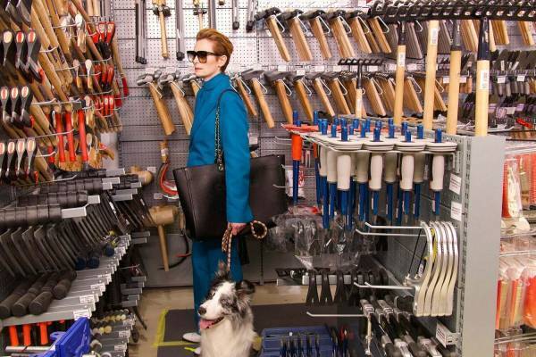 短編映画『ヒューマン・ボイス』ティルダ・スウィントン“狂気”の一人芝居、監督はペドロ・アルモドバル