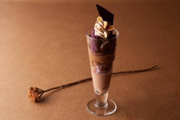 グランドニッコー東京 台場“紫いも＆栗”を使用した秋の味覚尽くしパフェ