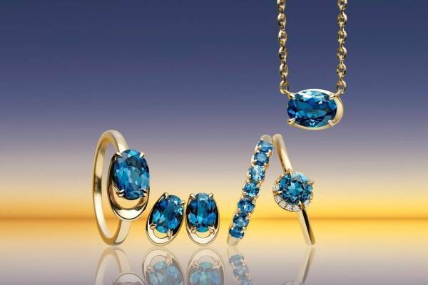 スタージュエリー22年秋冬新作”夜空”着想のカラーストーンネックレス、クリップチェインのピアスも