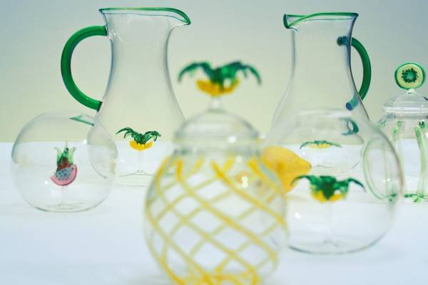 ディオール メゾン「フルーツ」モチーフのホーム＆インテリア雑貨、バナナツリーのガラス食器など