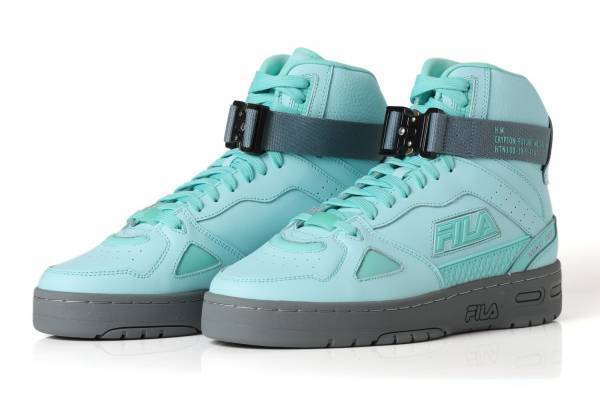 初音ミク×フィラのスニーカー、コブラベルト付ハイカットや濃度“39％ブラック”のダッドシューズ