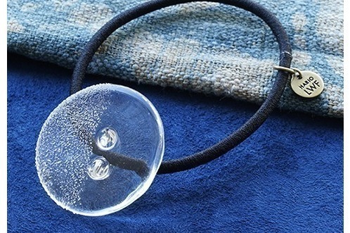 ガラスメーカー「ハリオ」“フラワー”や“ミスト”イメージのガラスヘアアクセサリー