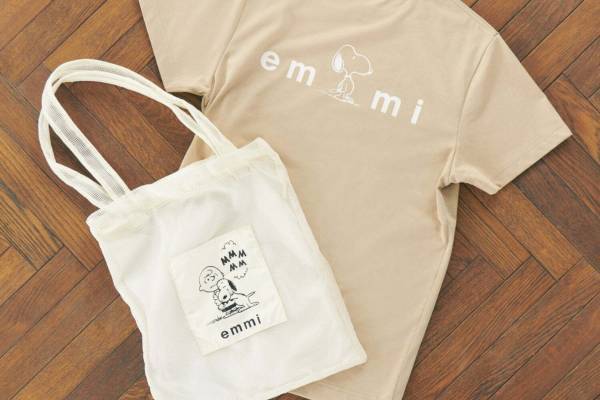 エミ「ピーナッツ」スヌーピーの限定コラボTシャツ＆トートバッグセット、阪急うめだ本店で
