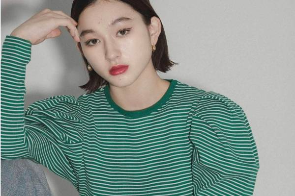 アーバンリサーチ バイヤーズセレクトのミラー別注“パフスリーブ”のトップス＆ワンピース