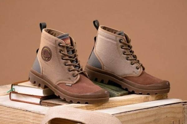 パラディウム“フランス軍リクエスト”の定番ハイカットスニーカー「パンパ」異素材MIXアッパーで