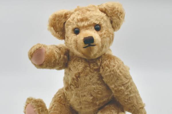 「英国展」小田急百貨店新宿店で、“ばらの花びら”をブレンドした紅茶など英国グルメ＆限定テディベア