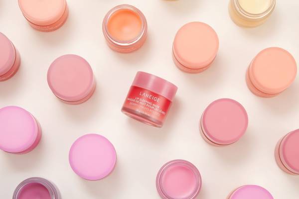 「ラネージュ」日本本格上陸、“キャンディ”の香りの塗って寝るだけリップスリーピングマスクなど