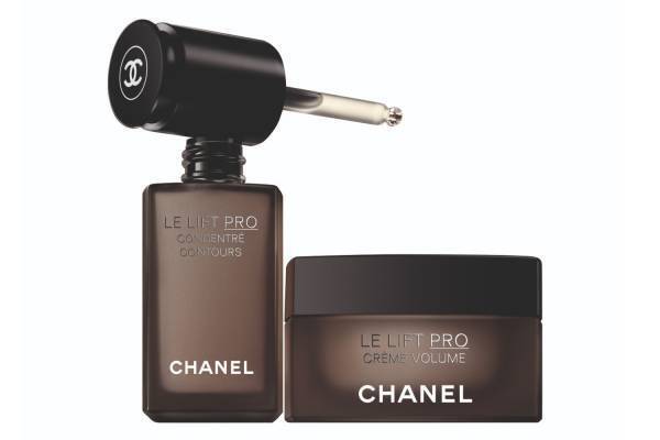 シャネル22年冬スキンケア「LL プロ セラム＆クレーム」マッサージを組み合わせてリフト アップ