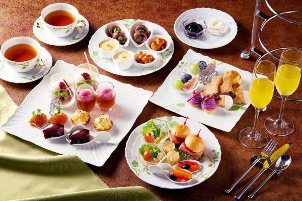 ホテルオークラ京都×ジノリ1735“秋の味覚”アフタヌーンティー、“いちじく×赤ワイン”パフェなど