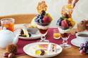 アフタヌーンティー・ ティールーム“ティーフリー付き”「スイーツと紅茶のコース」限定パフェも