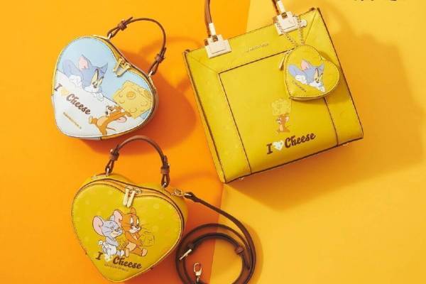 「トムとジェリー」×サマンサグループ、チーズ柄バッグや“追いかけっこ”の総柄長財布