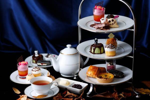 ホテルニューグランド“ハロウィン”アフタヌーンティー、おばけのマカロン&魔女の鍋ゼリー