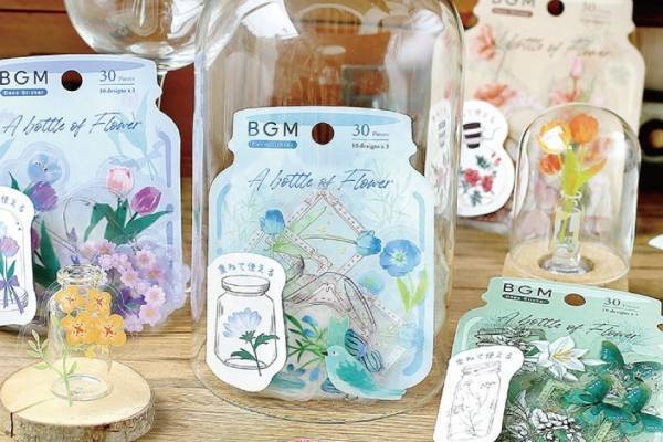 全国ロフトで「文房具の会 デコレーションパーティー2022」レトロな文房具・デコアイテムが集結