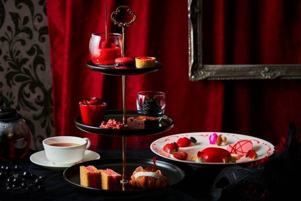 アートホテル大阪ベイタワー“仮面舞踏会”を表現した赤×黒の限定アフタヌーンティー