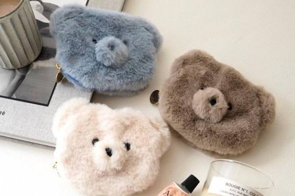 “まるでクマのぬいぐるみ”カイロ風のクマ型ウォーマー＆新作ブランケット、ジョリジョリから