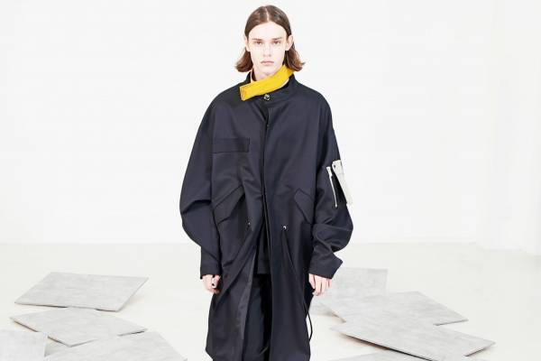 サートグラフ 2023年春夏コレクション - 強さとは何か