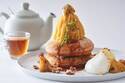 カフェ＆ブックス ビブリオテーク“安納芋＆モンブラン”の限定パンケーキ、発酵バタークリーム添え