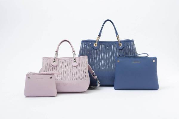 エンポリオ アルマーニのアイコン「MyEA」新作、パンチングを施した“淡い色合い”のバッグなど