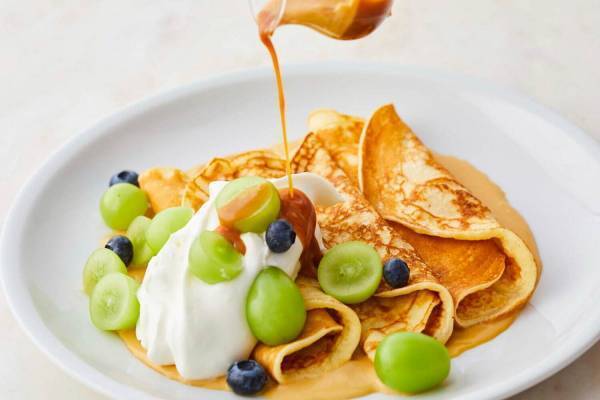 J.S. パンケーキ カフェからシャインマスカット×Wキャラメルソースの限定パンケーキ