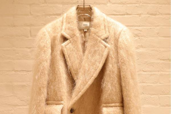 ハイク、モヘアのダブルブレストコートがショート丈に - スーパー エー マーケット別注