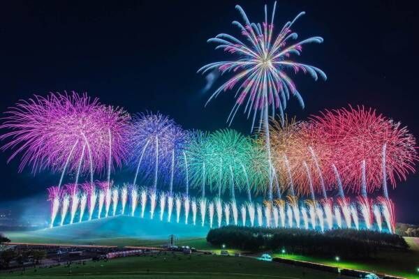 「大阪湾りんくう芸術花火2022」音楽とシンクロした花火大会、りんくう公園マーブルビーチで