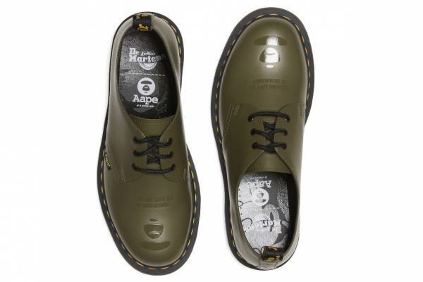 ドクターマーチン×エーエイプ バイ ア ベイシング エイプ初コラボ、”エイプ ヘッド”入りシューズ