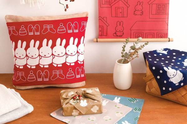 「miffy ＆かまわぬ」第3弾の新作、ミッフィーと冬のモチーフを描いたてぬぐい