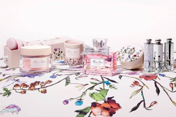 ミス ディオール 花々が咲く バスアイテム キャンドル ジャカードのリップケースも 22年9月17日 ウーマンエキサイト 1 3 ミス ディオール 花々が咲く バスアイテム キャンドル ジャカードのリップケースも 22年9月17日 ウーマンエキサイト 1 3