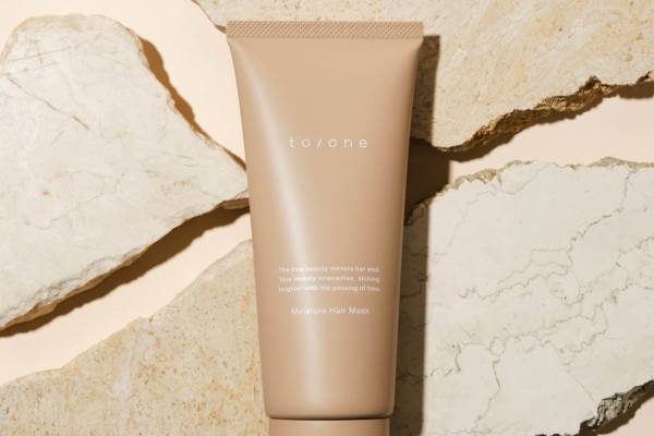 トーン新作”スキンケア発想”の「モイスチャー ヘアマスク」ダメージ補修&なめらかなツヤ髪に