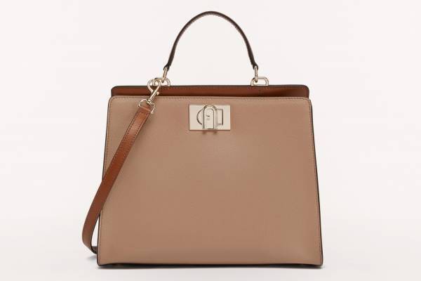 フルラのアイコン「フルラ 1927」に新作トップハンドルバッグ、輝くアーチロゴ