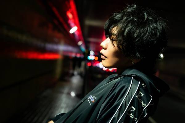 米津玄師が常田大希と新曲「KICK BACK」でタッグ、アニメ『チェンソーマン』オープニング・テーマ