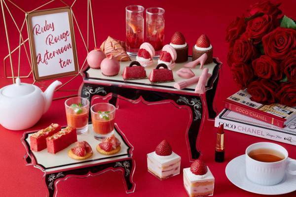 ザ ストリングス 表参道でルビー＆ルージュの限定アフタヌーンティー、バッグやコスメをモチーフに