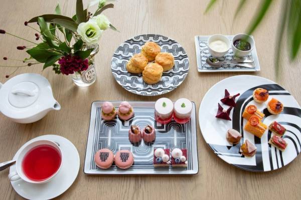 ディプティック×東京エディション虎ノ門のアフタヌーンティー、「バジル」モチーフのテーブルウェアで