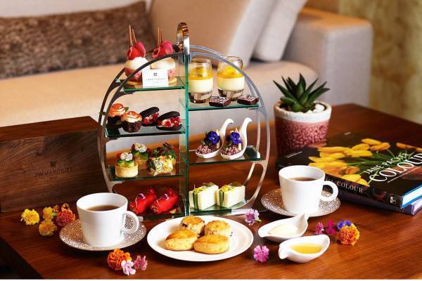 JWマリオット・ホテル奈良、世界的フラワーブランド「ジェーン・パッカー」とのコラボアフタヌーンティー