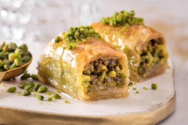 トルコ発・バクラヴァの老舗「ナーディル・ギュル」松屋銀座に日本初出店、洋菓子店「ディヴァン」併設