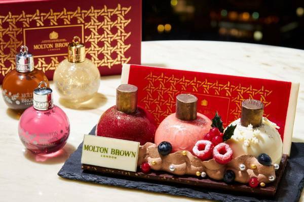 モルトンブラウン×ザ・プリンス パークタワー東京のクリスマス宿泊プラン、オーナメント型コラボケーキ付