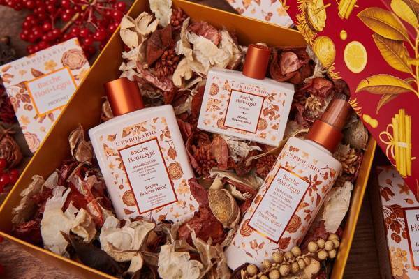 レルボラリオ22年クリスマスコフレ、"森の果実＆植物”イメージの香水＆ボディケアセットなど