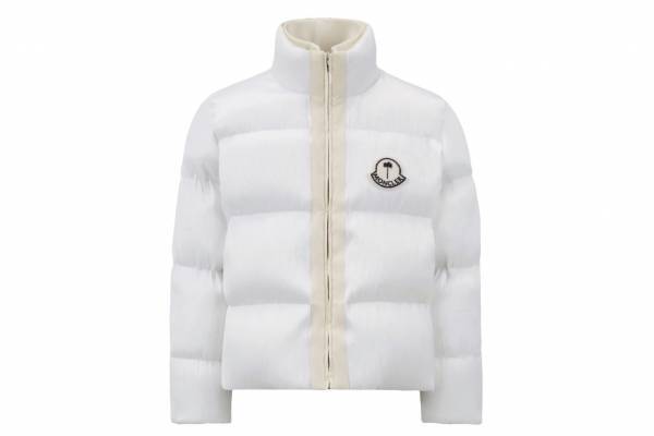 モンクレール“発光する光ファイバー”で覆ったダウンジャケット、ラガッツィがマヤ ジャケットを再解釈