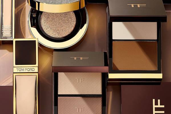 トム フォード ビューティ22年冬ベースメイク、"くっきり輪郭”を叶える2色入りデュオ