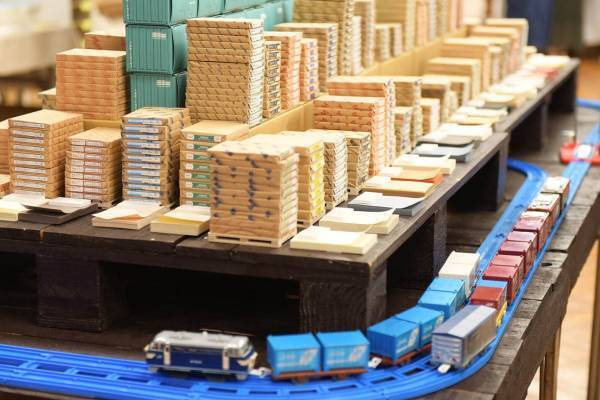 紙の祭典「紙博」長野で初開催、“紙ものお裾分けっこ”や文具&はんこなど総勢27組が集結