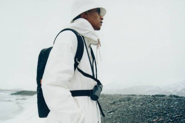 ジル サンダー＋22年秋冬新作、ツートンダウンやデニムシャツ&ジーンズのセットアップなど