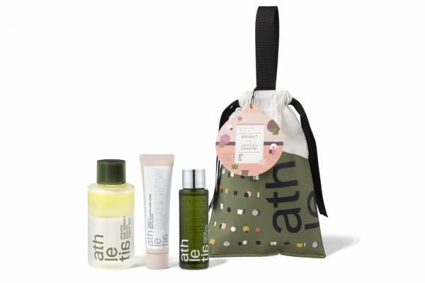 アスレティア22年クリスマスコフレ、“香りを選べる”ハンドクリーム＆人気ボディオイル現品セット