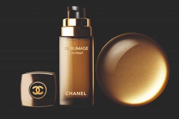 シャネル22年冬スキンケア、最高峰「サブリマージュ」に“肌をなめらかに補修”する新美容液